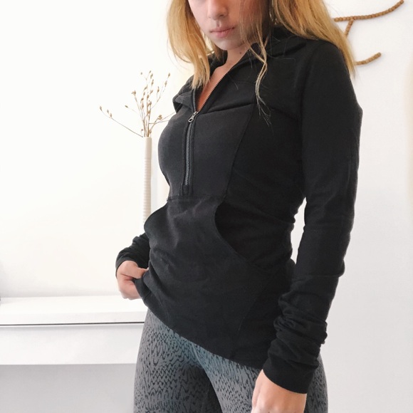 lululemon athletica Tops - Lululemon Half Zip